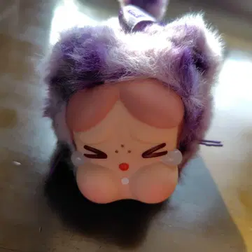 POPMART CRYBABY