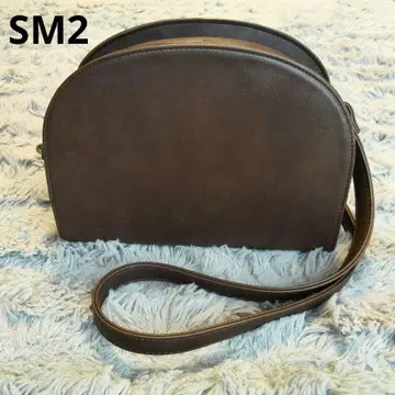 SM2 사만사 모스 브라운 반원형 숄더 백