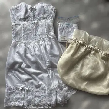 세모아 브라이덜 이너 C70 M 사이즈