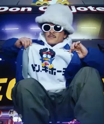 [ 미사용 ] 돈키호테 x 블루노마즈 한정판 콜라보 셔츠 화이트 XL