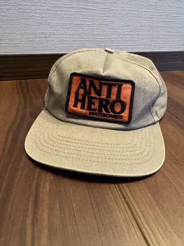 ANTIHERO 캡