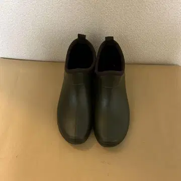 올리브 그린 방수 숏부츠