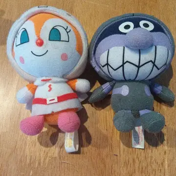 짤랑이와 세균맨 인형옷 스트랩 2개 세트