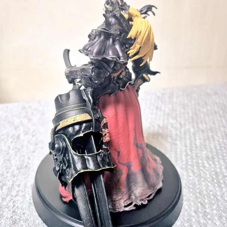 FINAL FANTASY XIV Zenos yae Galvus フィギュア s-l400.jpg