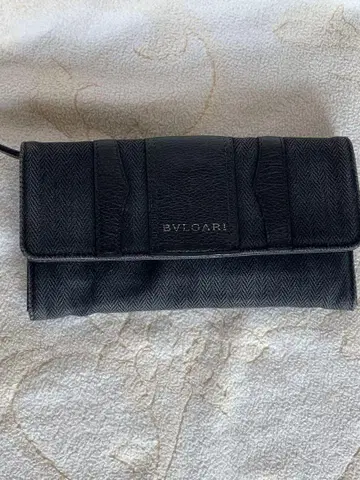 BULGARI 블랙 가죽 장지갑