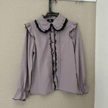 프릴 달린 ROJITA 지뢰 블라우스
