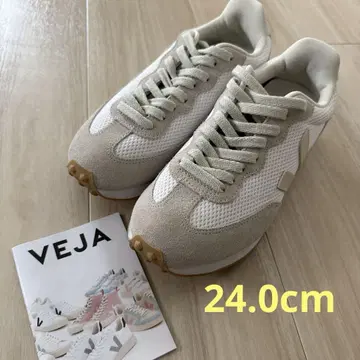 새상품급 VEJA 스니커즈 24.0cm
