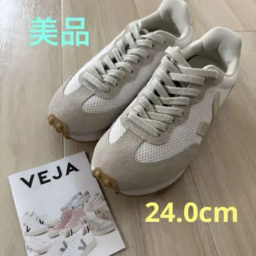 새상품급 VEJA 스니커즈 24.0cm