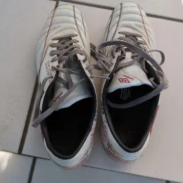 Umbro Speciali 4 축구화