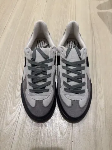 graphpaper x Reproduction of found 42