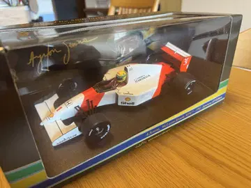 귀중 아일톤 세나 맥라렌 탄생 50주년 기념 한정품