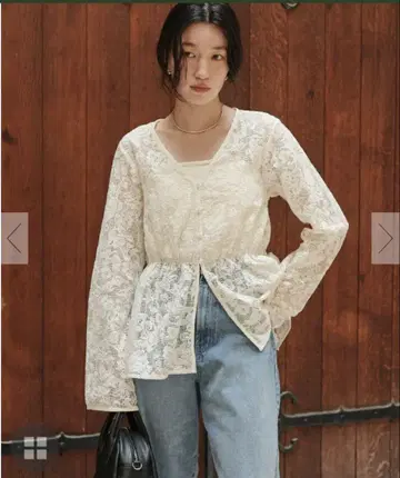 titivate V넥 페플럼 디자인 레이스 블라우스 L