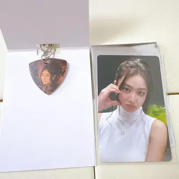 TWICE ENEMY 랜덤 피크 키링 지효 트레이딩 카드