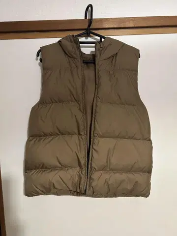 내추럴 뷰티 베이직 다운 베스트