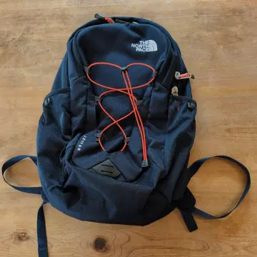 몇 회 사용하지 않은 새상품급! THE NORTH FACE 네이비 백팩