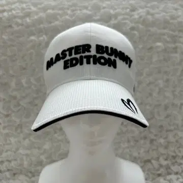 MASTER BUNNY EDITION 화이트 캡