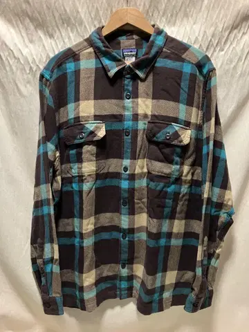 새상품급 patagonia FA13 피요르드 플란넬 셔츠 아시아 XXL