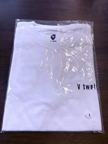 [ 새상품 ] TEAM V12 T셔츠 L 사이즈 화이트