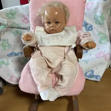 괴츠 핑크와 화이트 스트라이프 인형