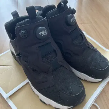 Reebok 인스타 펌프 스니커즈 블랙 6.5