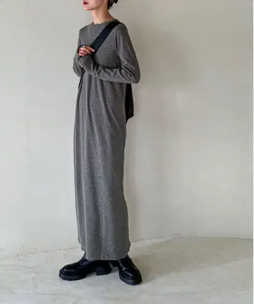 feepur 컷 리브 롱 원피스 그레이 2T 사이즈