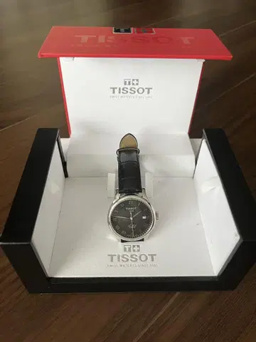 TISSOT 남성용 손목시계