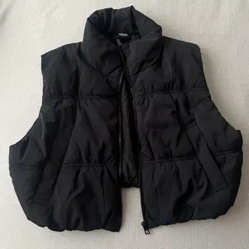 H&M 슬리브리스 다운 베스트