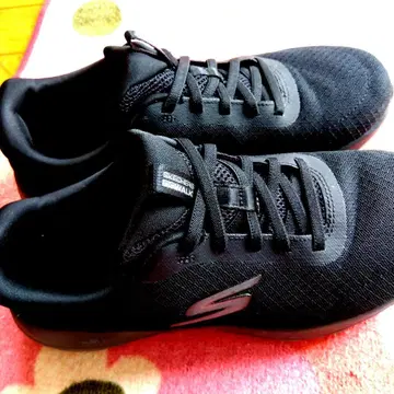 SKECHERS Go Walk 블랙 24.5cm. 실내에서 몇 번 착용