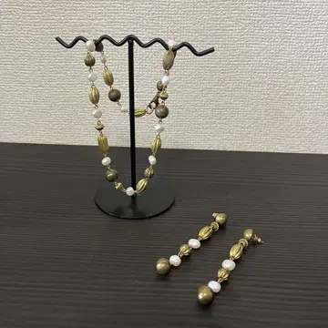 Ray beams / 골드 비즈 목걸이&귀걸이 세트
