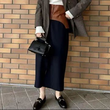 라토 LAATO 코르셋+스커트 네이비 프리 사이즈