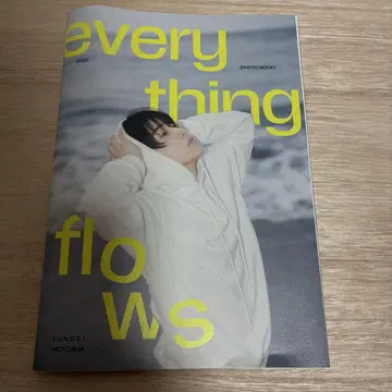 본지마 스미마사 미니 사진집 [ everything flows ]