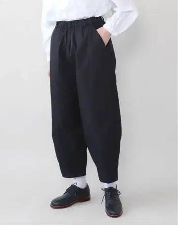 무모쿠테키 mumokuteki 코쿤 팬츠 블랙