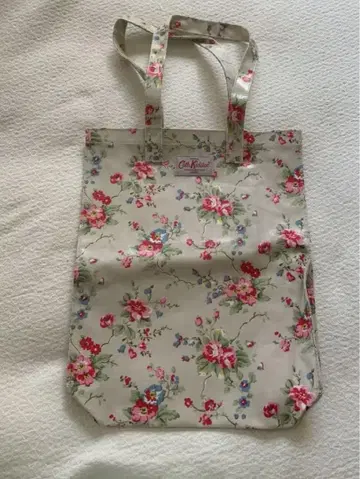 [ 미사용 새상품 ] 런던에서 구매한 Cath Kidson 플로럴 토트백