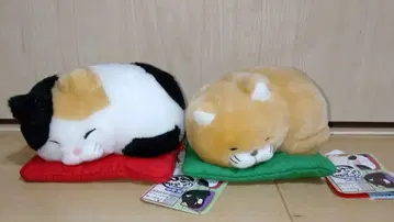 히게만주 봉제 인형 미-사마 후쿠냥 방석 잠자는 봉제 인형 새상품