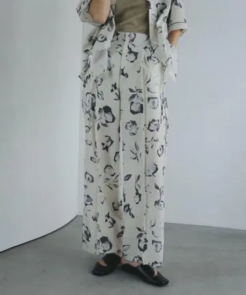 MANOF 팬츠