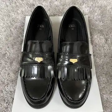 ZARA 코인 로퍼 플랫슈즈 38