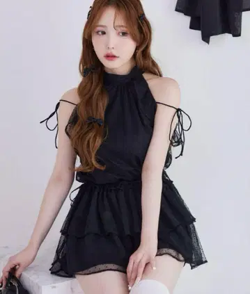 NICE CLAUP 아메스리 백리본 미니 원피스 블랙