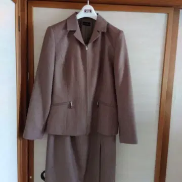 ( 가을~겨울 상품 ) 브라운 롱 스커트 셋업 자켓 포함 11호