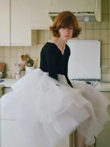 Bibiy. 정품 DELPHINE TULLE DRESS 완판 color