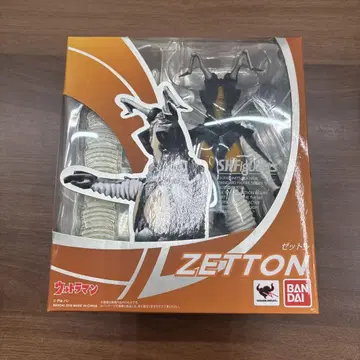 BANDAI S.H.피규아트 울트라맨 제튼