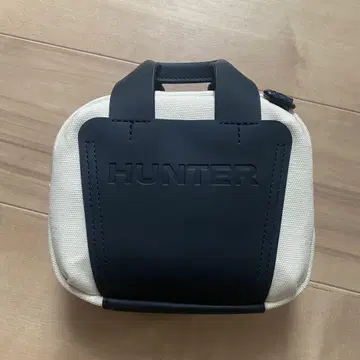 HUNTER 숄더백 아이보리/블랙