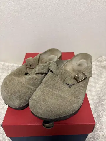 BIRKENSTOCK 베이지 샌들 42