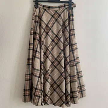 UNITED ARROWS 체크 무늬 플레어 스커트 사이즈 36