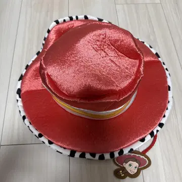 빨간색 캐릭터 모자
