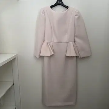 CELFORD 페플럼 타이트 원피스