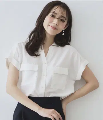 INDEX 더블 포켓 스키퍼 블라우스 [세탁기 사용 가능/이지 다림질]