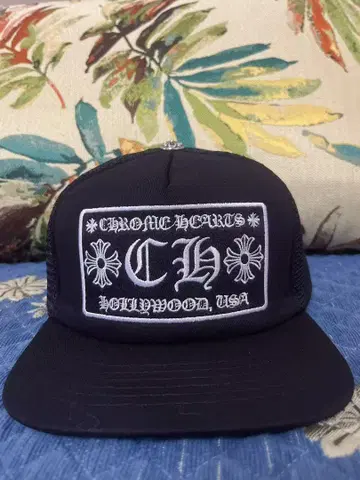 CH 블랙 트래커 캡