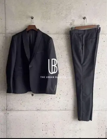 THE URBAN BLANCHE 블랙 턱시도