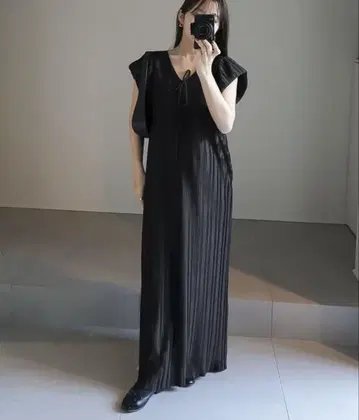 KOBE LETTUCE yui 콜라보 전후 2way 플리츠 원피스