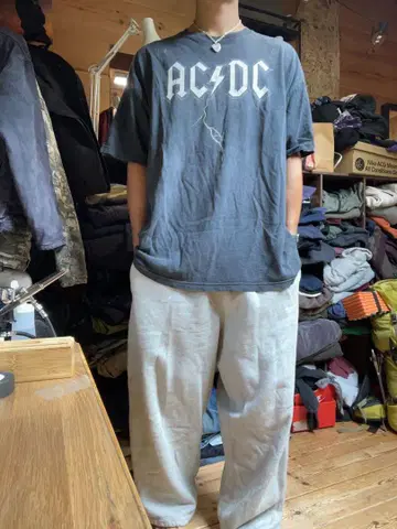 AC/DC 블랙 T셔츠 2XL